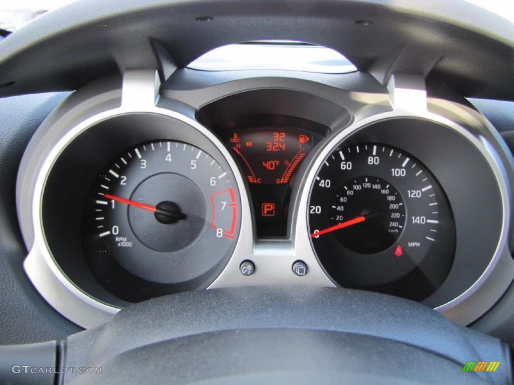 2011 Nissan Juke SV Gauges Photo #41305205