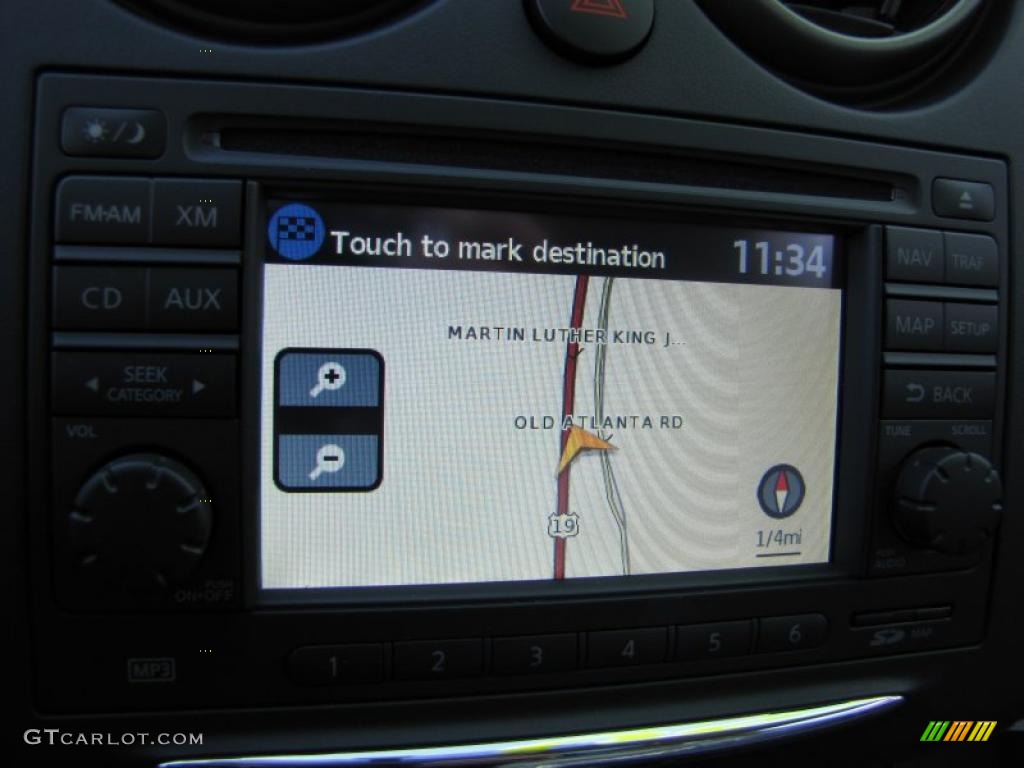 2011 Rogue SV - Pearl White / Gray photo #15