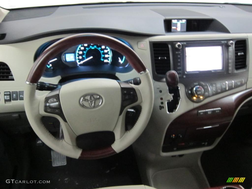 2011 Sienna Limited - Super White / Light Gray photo #12