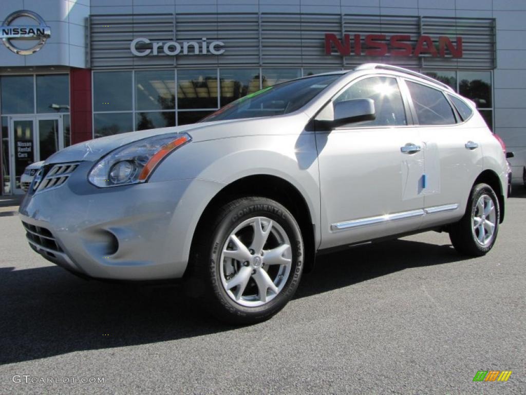 2011 Rogue SV - Silver Ice Metallic / Gray photo #1
