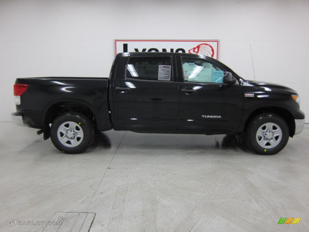 2011 Tundra CrewMax 4x4 - Black / Graphite Gray photo #2