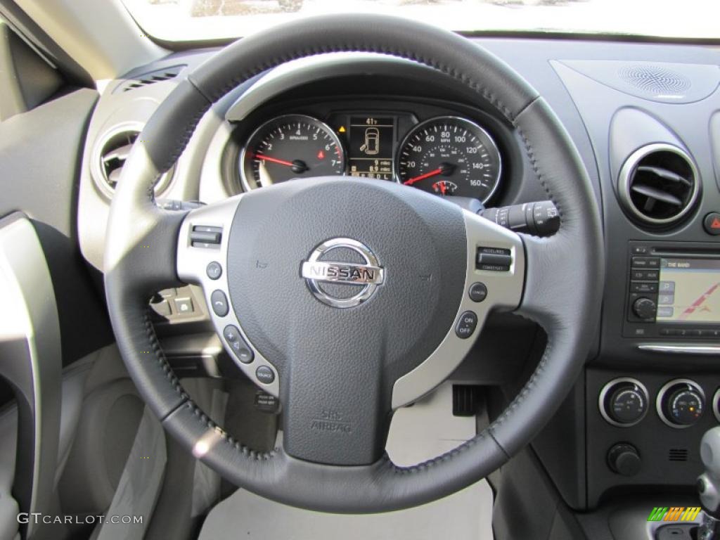 2011 Rogue SL - Pearl White / Gray photo #10