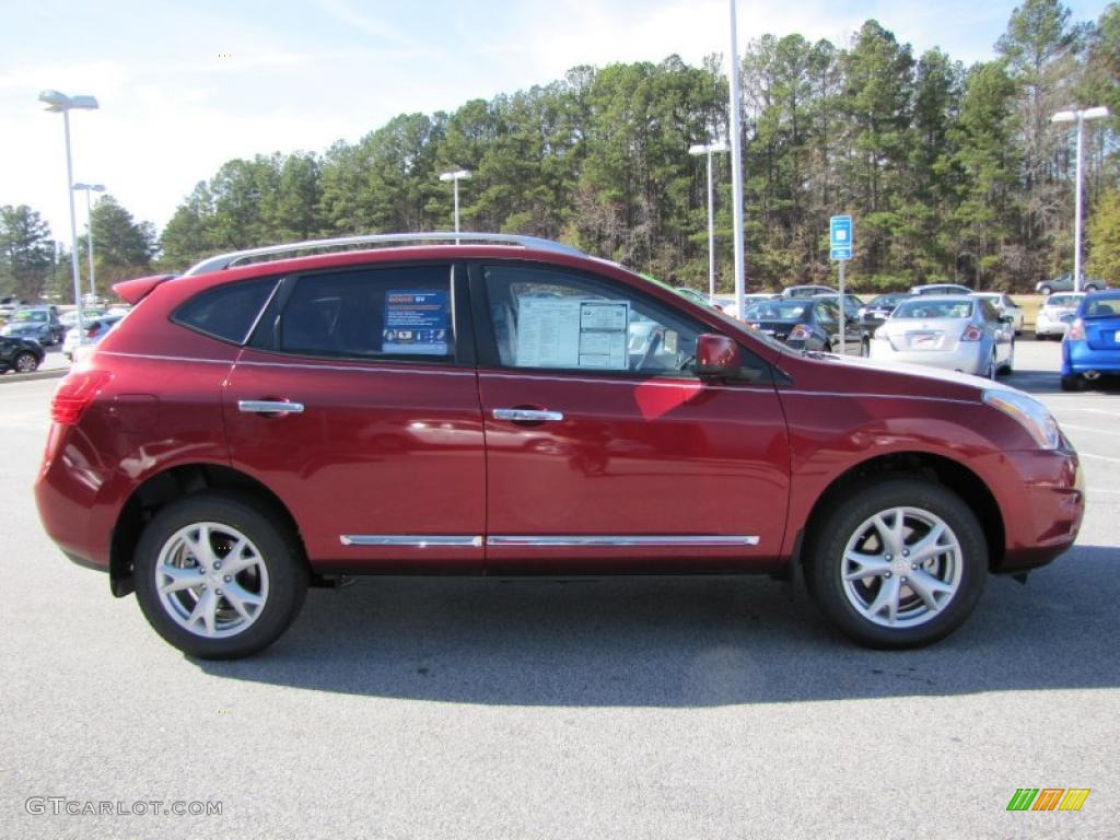 2011 Rogue SV - Cayenne Red / Black photo #6