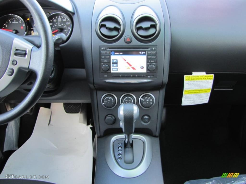 2011 Rogue SV - Platinum Graphite / Gray photo #9
