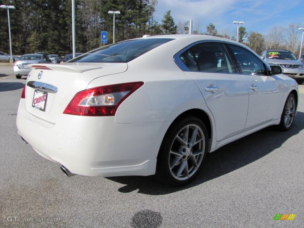 2011 Nissan maxima winter frost