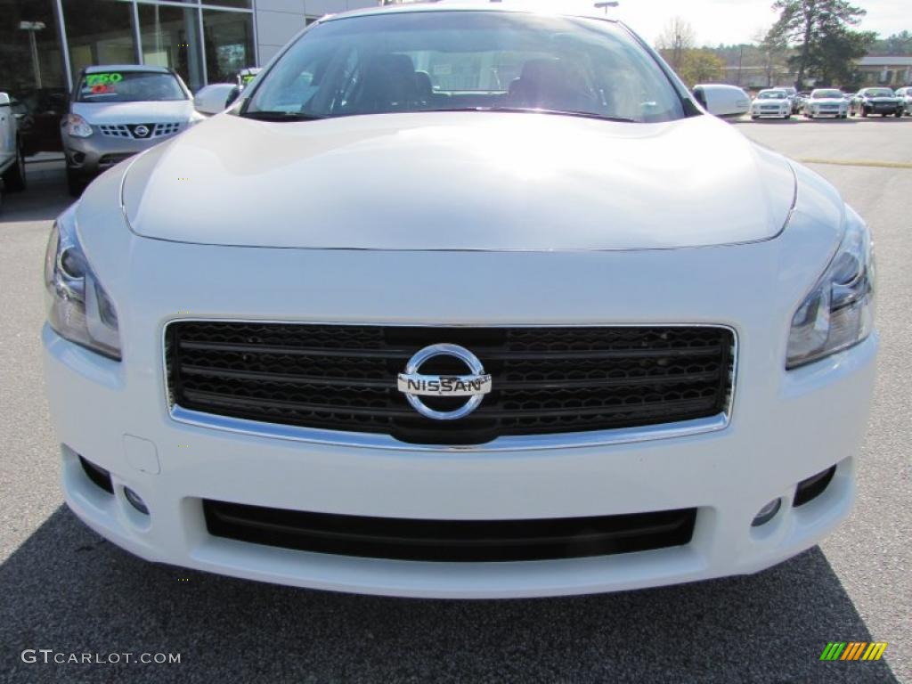 2011 Maxima 3.5 SV Sport - Winter Frost White / Charcoal photo #7