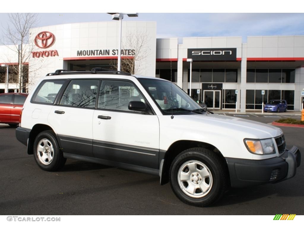 1999 Forester L - Aspen White / Gray photo #1