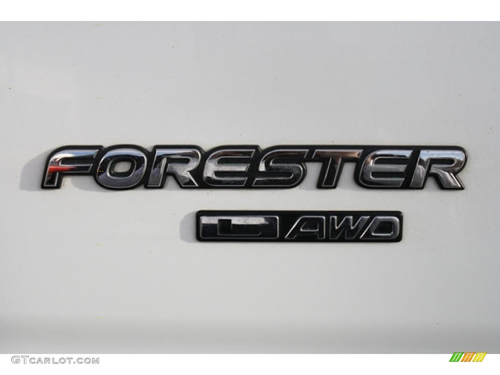 1999 Subaru Forester L Marks and Logos Photos