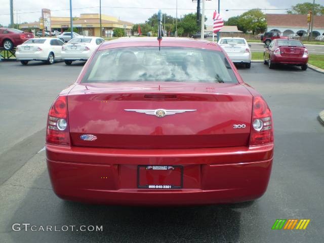 2008 300 LX - Inferno Red Crystal Pearl / Dark Slate Gray photo #4