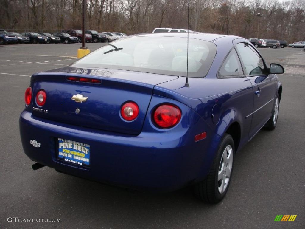 2007 Cobalt LS Coupe - Laser Blue Metallic / Gray photo #4