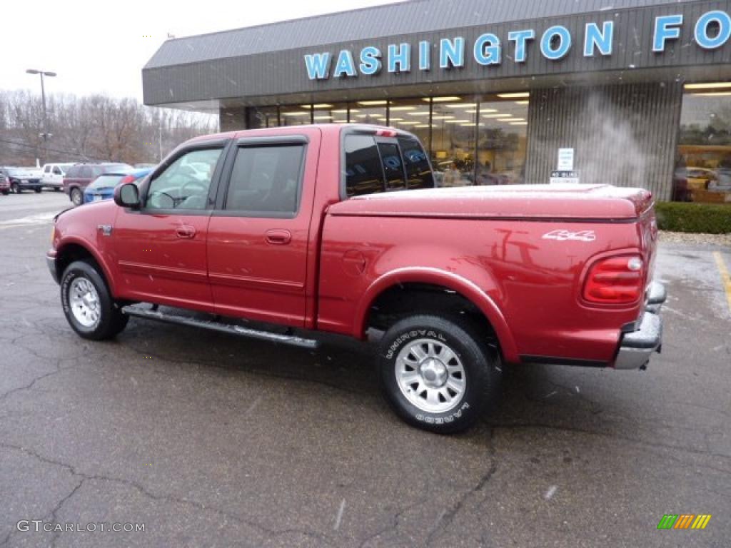 2002 F150 XLT SuperCrew 4x4 - Toreador Red Metallic / Medium Graphite photo #2