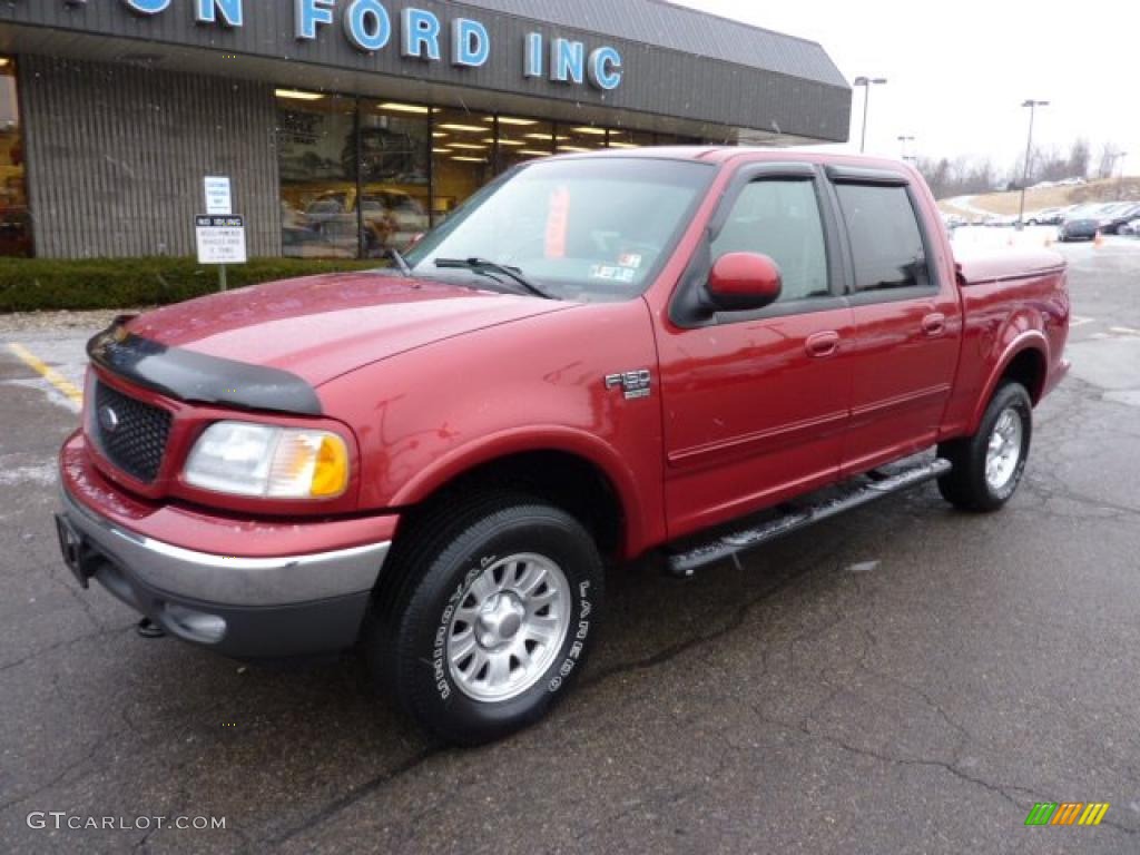 2002 F150 XLT SuperCrew 4x4 - Toreador Red Metallic / Medium Graphite photo #8