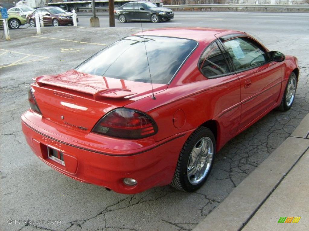 2005 Grand Am GT Coupe - Victory Red / Dark Pewter photo #5