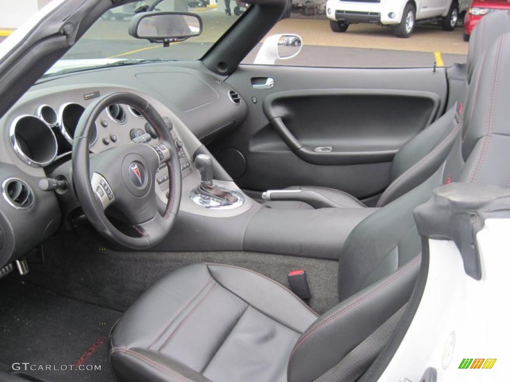Ebony Interior 2008 Pontiac Solstice GXP Roadster Photo #41326838