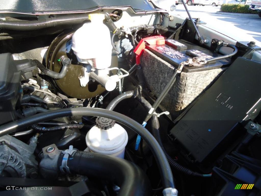 2008 Dodge Ram 1500 ST Regular Cab 4.7 Liter SOHC 16-Valve Flex Fuel Magnum V8 Engine Photo #41326882