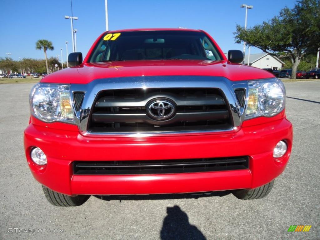 2007 Tacoma V6 SR5 PreRunner Double Cab - Radiant Red / Taupe photo #20