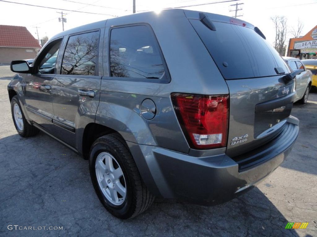 2008 Grand Cherokee Laredo 4x4 - Mineral Gray Metallic / Dark Slate Gray/Light Graystone photo #3