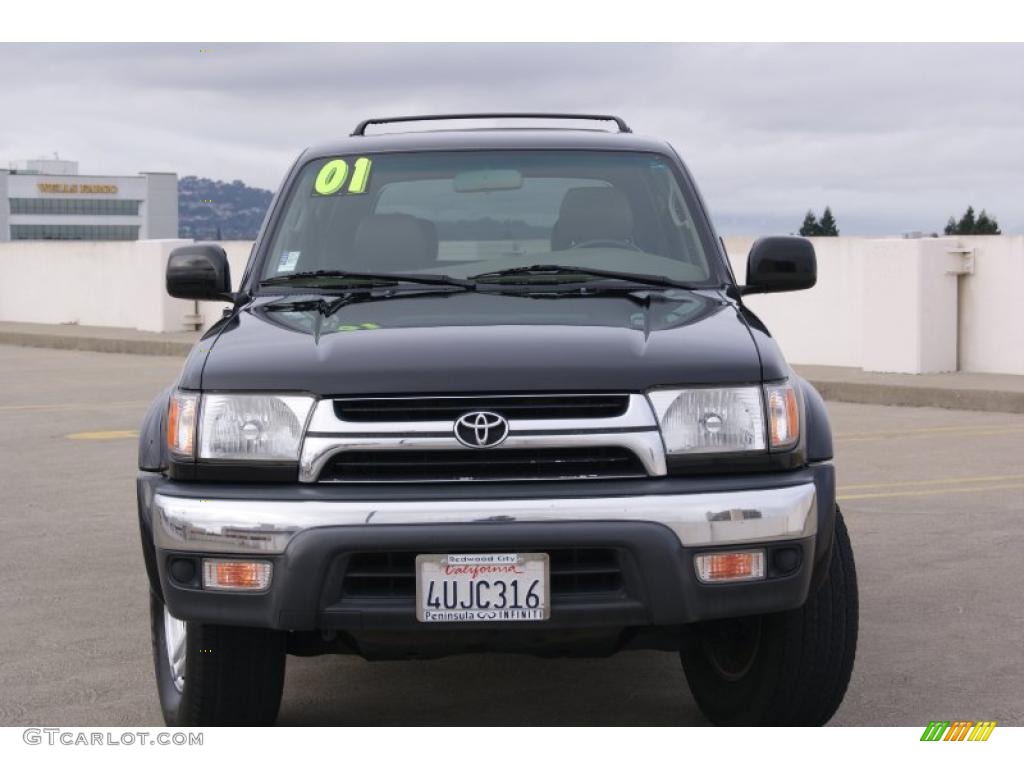 2001 4Runner SR5 4x4 - Black / Oak photo #2