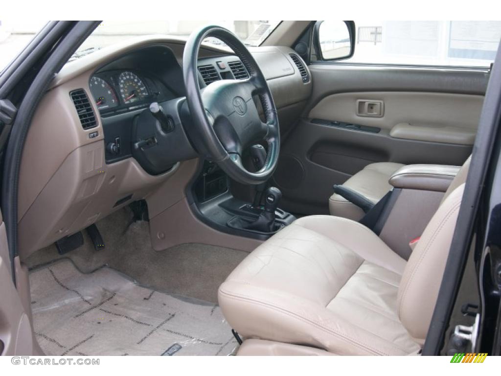 Oak Interior 2001 Toyota 4Runner SR5 4x4 Photo #41334331