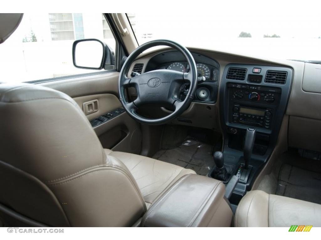 2001 4Runner SR5 4x4 - Black / Oak photo #10