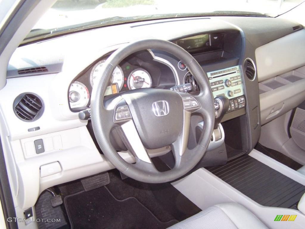Gray Interior 2010 Honda Pilot EX Photo #41334519