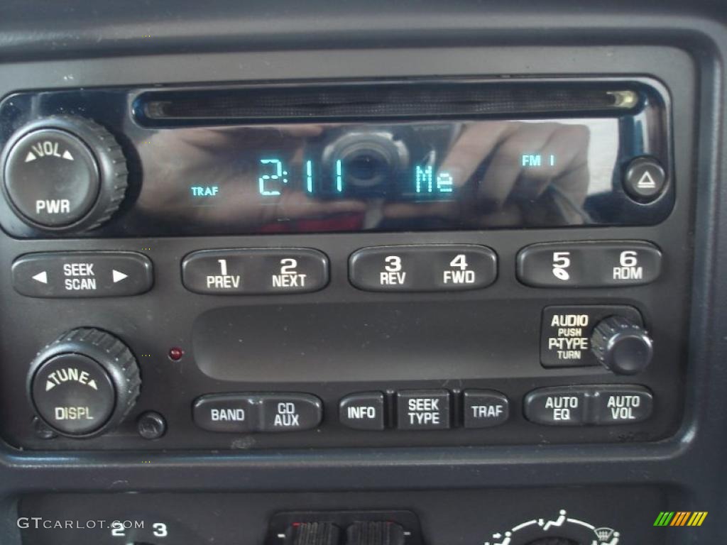 2004 Silverado 1500 LS Extended Cab 4x4 - Sandstone Metallic / Dark Charcoal photo #14