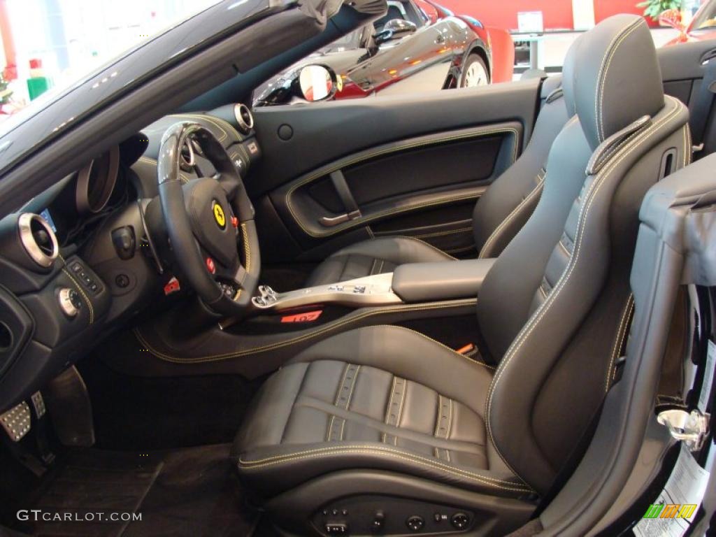 Nero Interior 2010 Ferrari California Standard California Model Photo #41338791