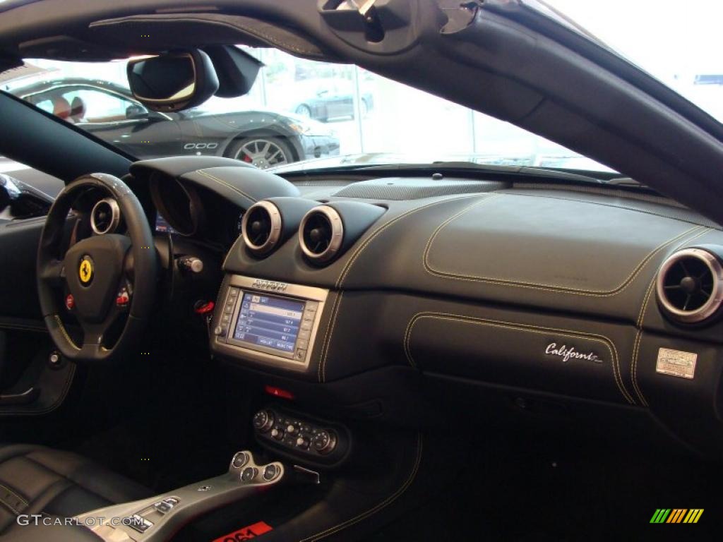 2010 Ferrari California Standard California Model Nero Dashboard Photo #41338879