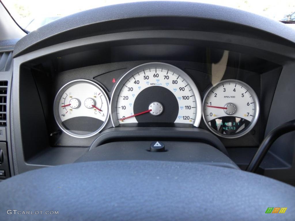 2007 Dodge Dakota SLT Club Cab Gauges Photo #41338951