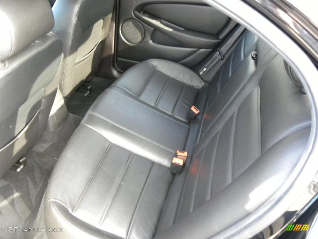 Charcoal Interior 2002 Jaguar X-Type 3.0 Photo #41339087