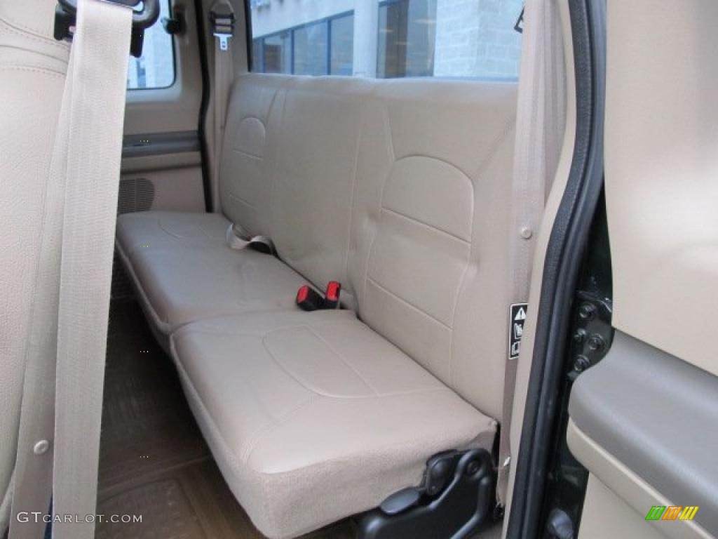 Medium Parchment Interior 2000 Ford F250 Super Duty Lariat Extended Cab 4x4 Photo #41339712