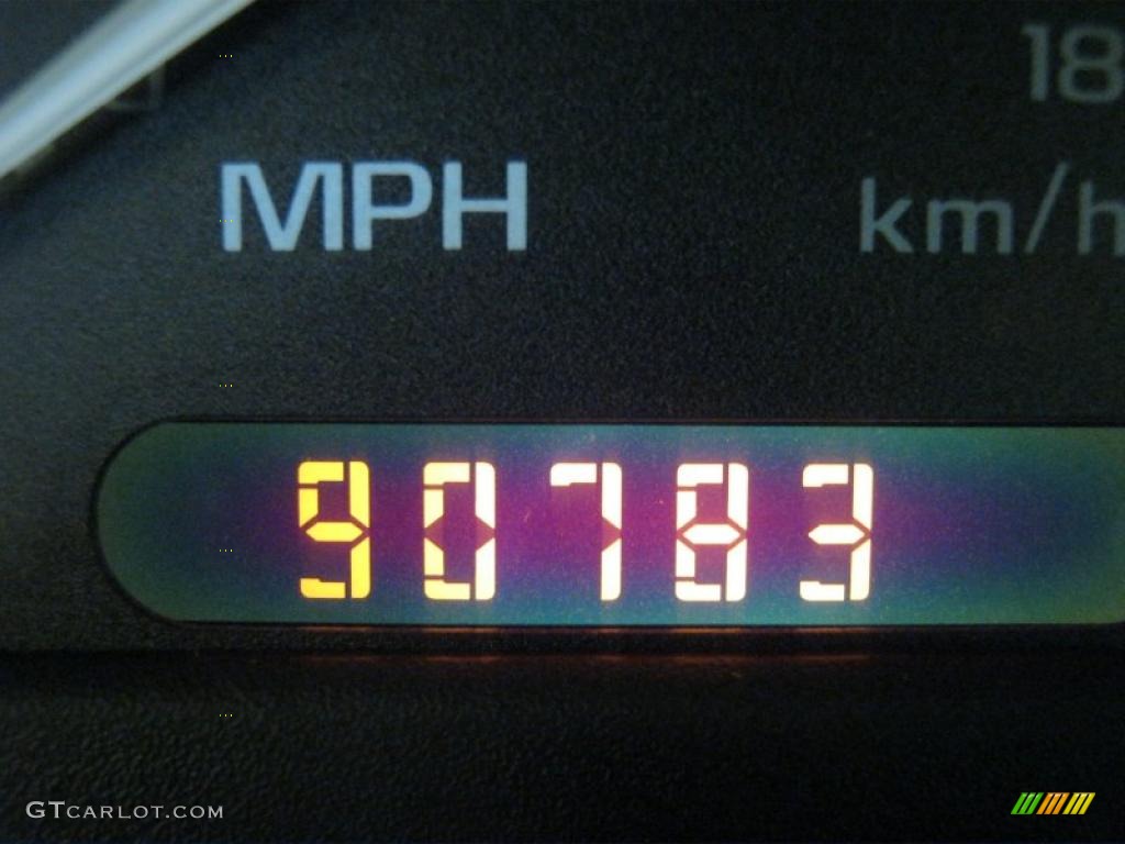 2000 Cavalier Z24 Convertible - Bright White / Medium Gray photo #3