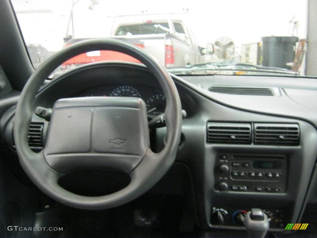 2000 Cavalier Z24 Convertible - Bright White / Medium Gray photo #4