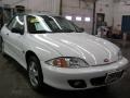 2000 Bright White Chevrolet Cavalier Z24 Convertible  photo #16