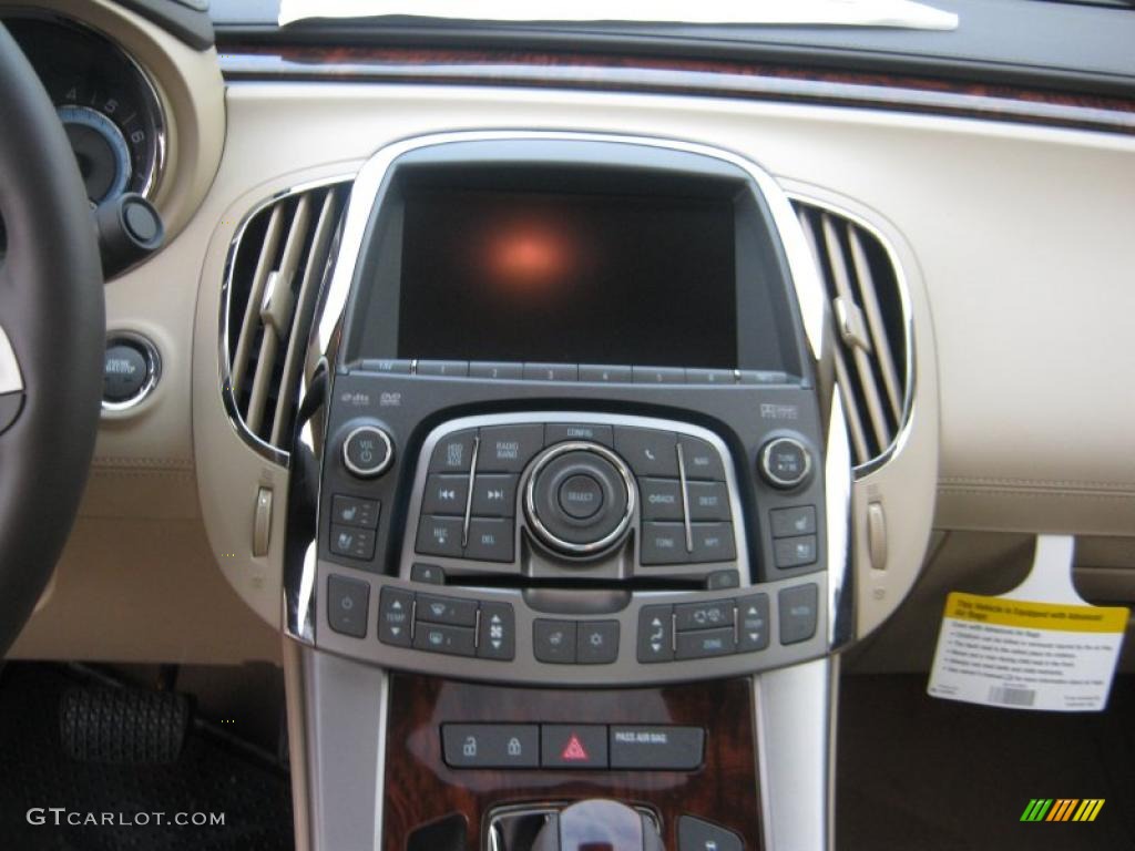 2011 Buick LaCrosse CXS Controls Photo #41342174