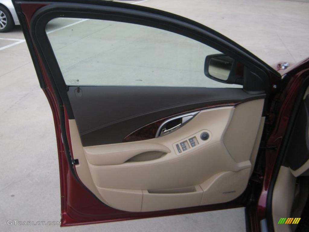 2011 Buick LaCrosse CXS Cocoa/Cashmere Door Panel Photo #41342307