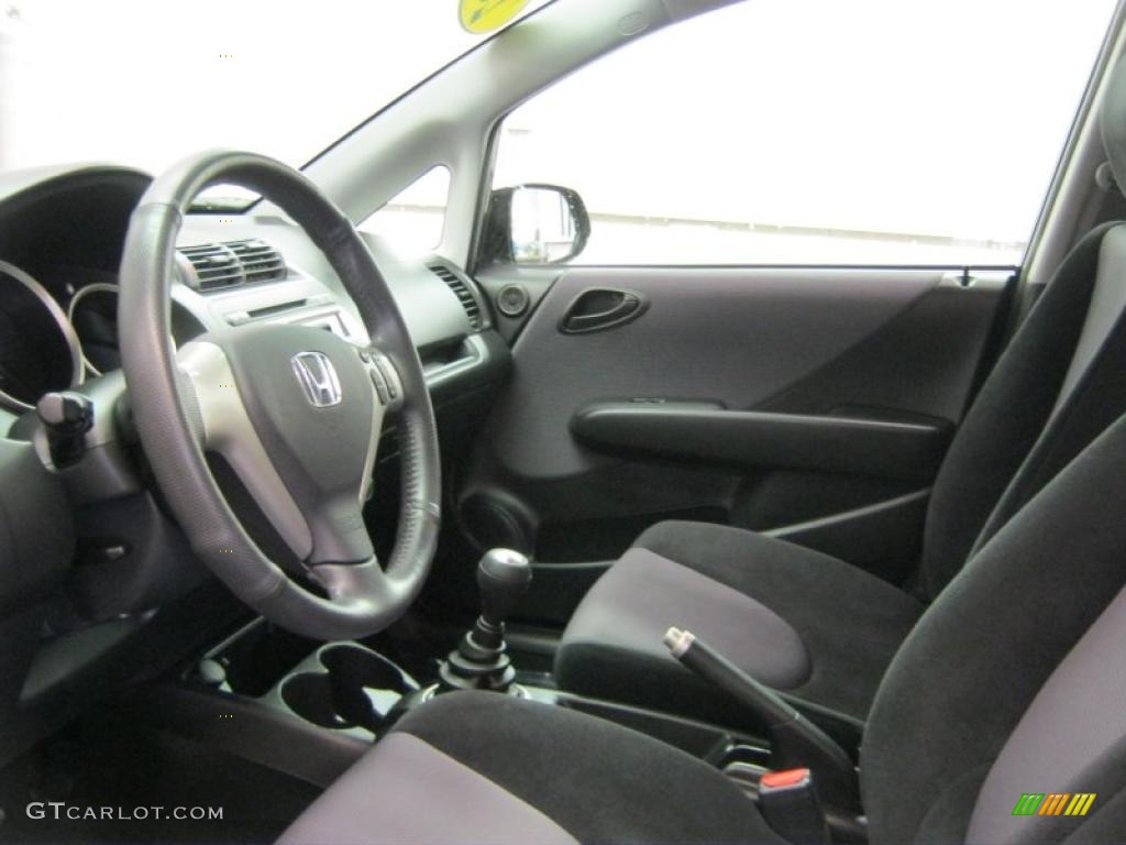 Black/Grey Interior 2008 Honda Fit Sport Photo #41343099