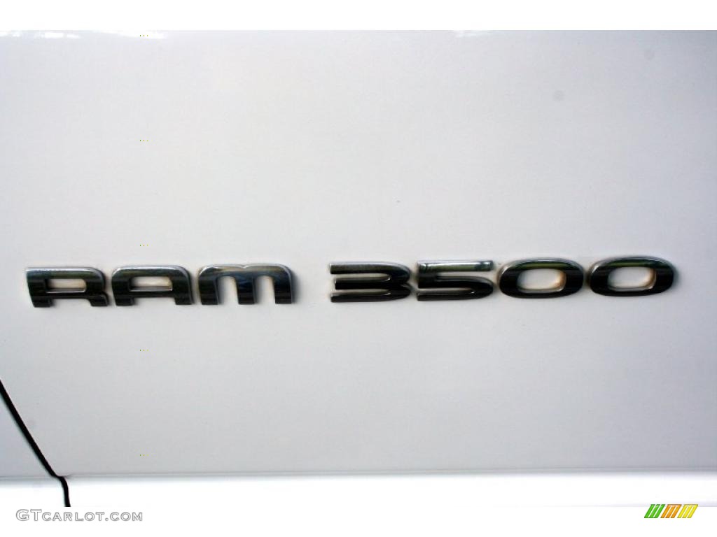 2005 Ram 3500 ST Quad Cab 4x4 Dually - Bright White / Dark Slate Gray photo #47