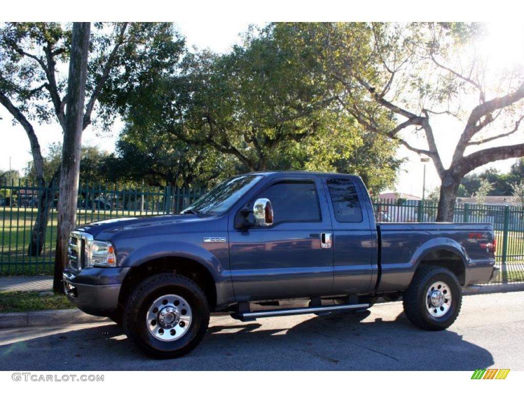 2005 F250 Super Duty XLT SuperCab 4x4 - Medium Wedgewood Blue Metallic / Tan photo #2