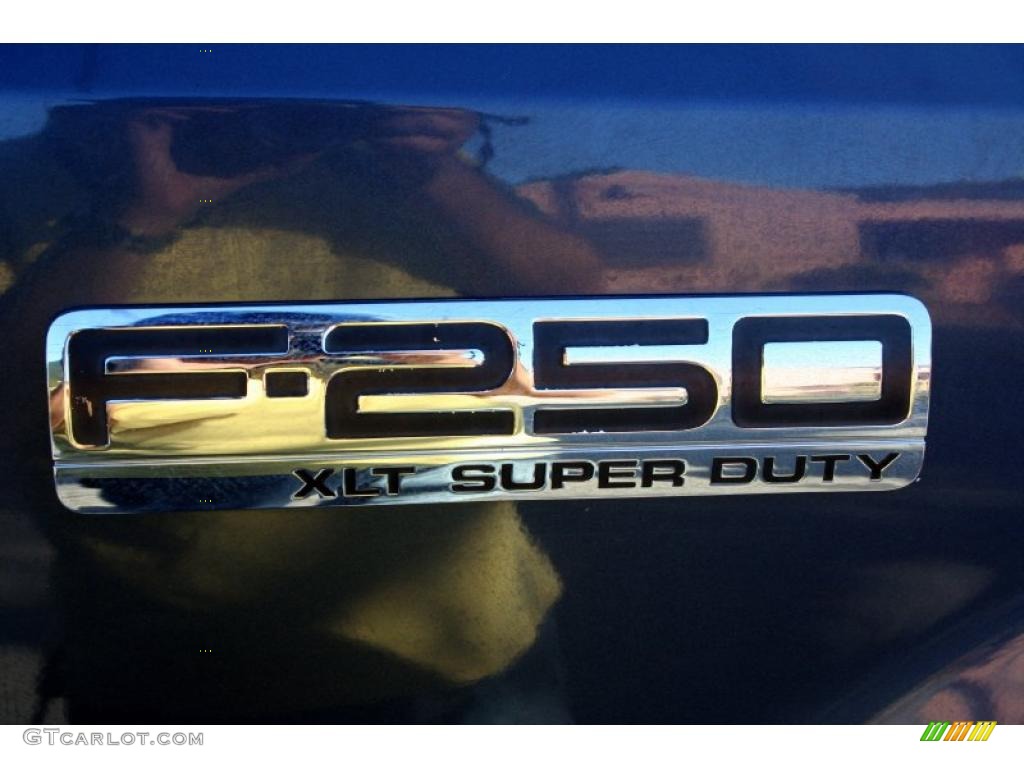 2005 Ford F250 Super Duty XLT SuperCab 4x4 Marks and Logos Photo #41345075