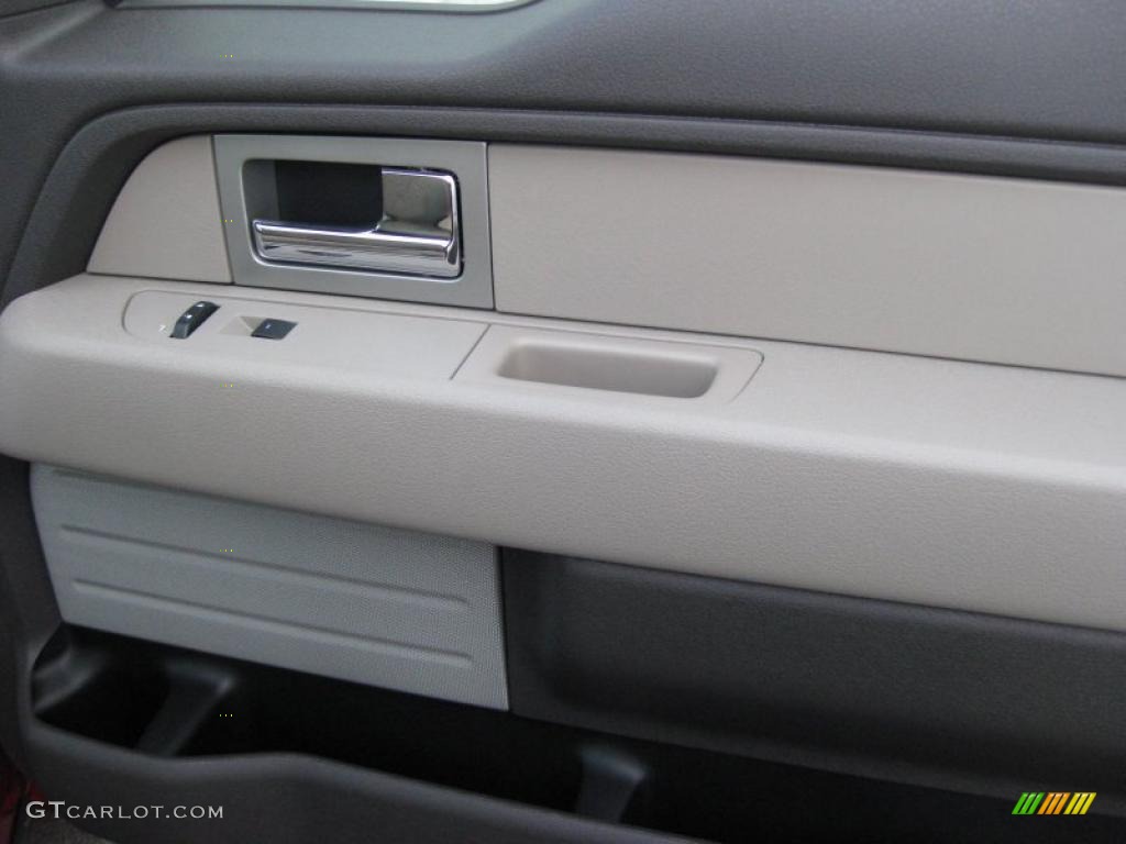 2010 F150 XLT SuperCab 4x4 - Red Candy Metallic / Medium Stone photo #21