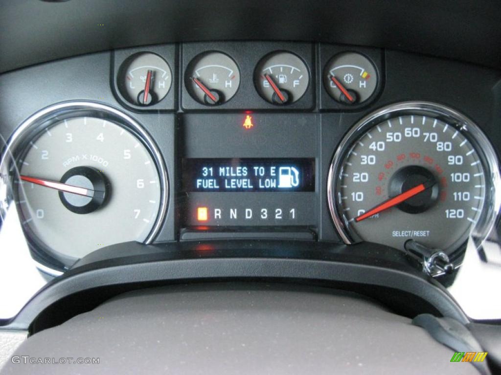 2010 F150 XLT SuperCab 4x4 - Red Candy Metallic / Medium Stone photo #29