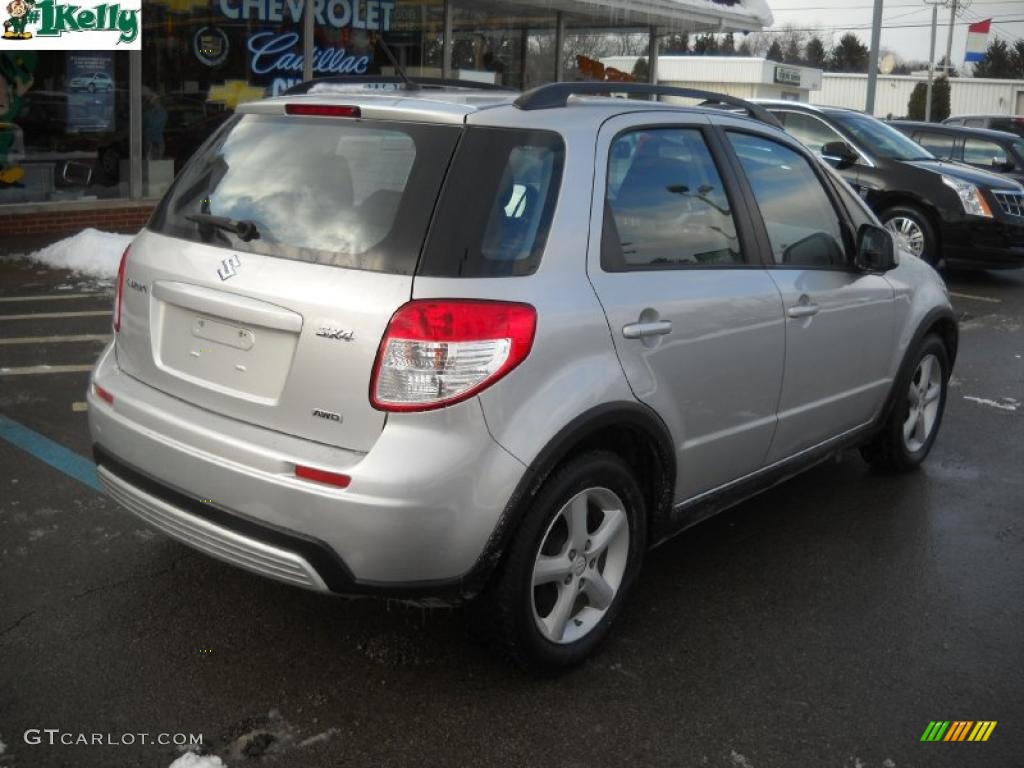 2007 SX4 Convenience AWD - Silky Silver Metallic / Black photo #3