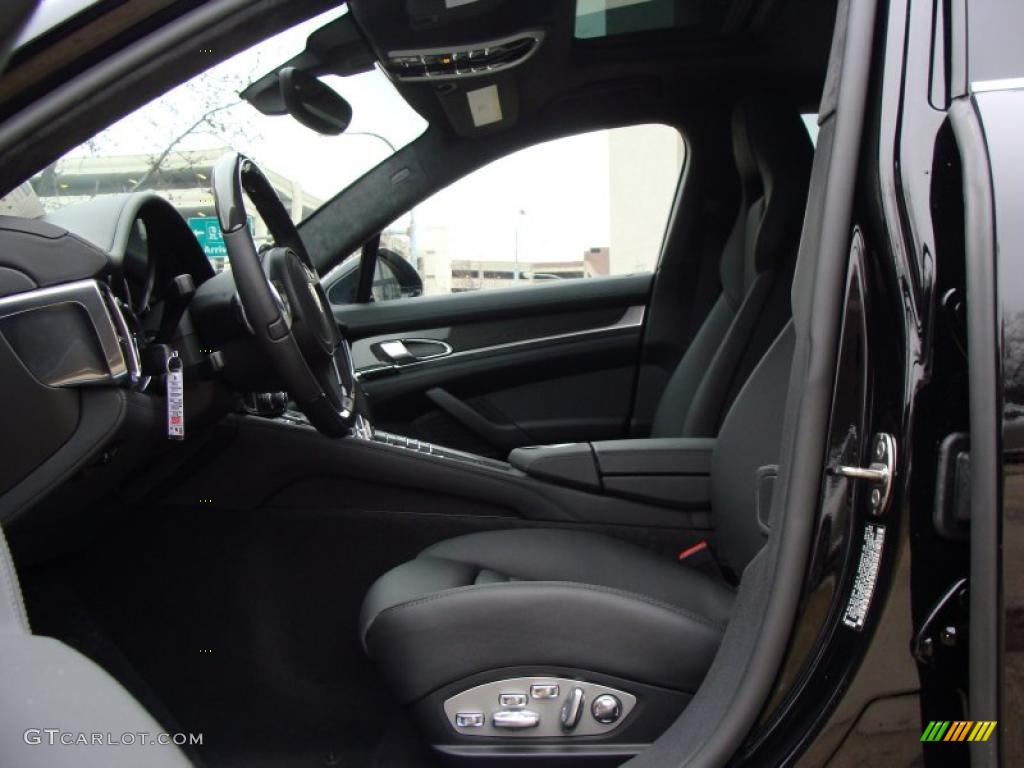 Black Interior 2011 Porsche Panamera Turbo Photo #41349574