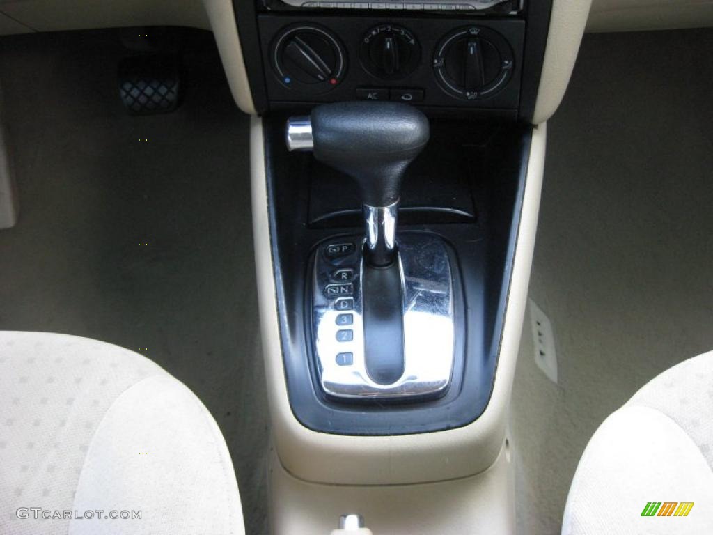 2000 Volkswagen Jetta GLS Sedan 4 Speed Automatic Transmission Photo #41353319
