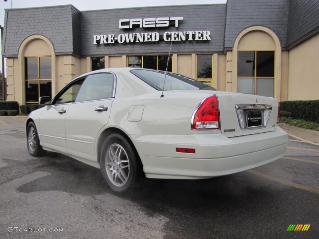 2002 Diamante LS - Vail White / Brown/Tan photo #5