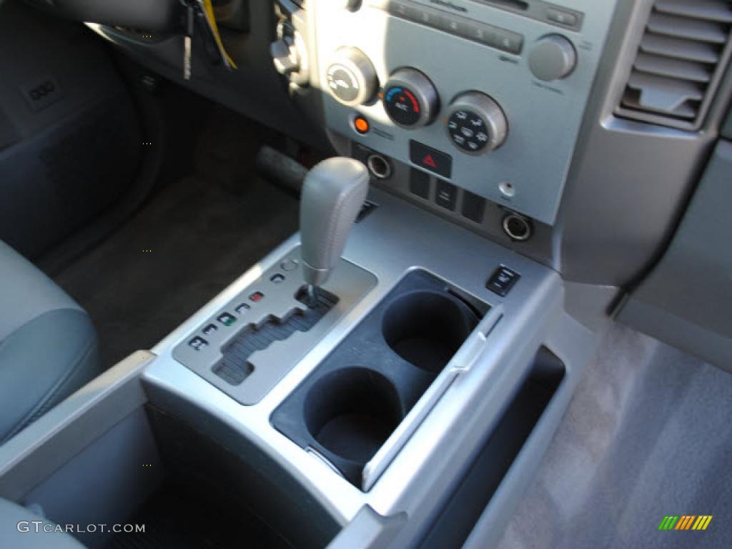 2005 Nissan Titan LE Crew Cab 4x4 Transmission Photos