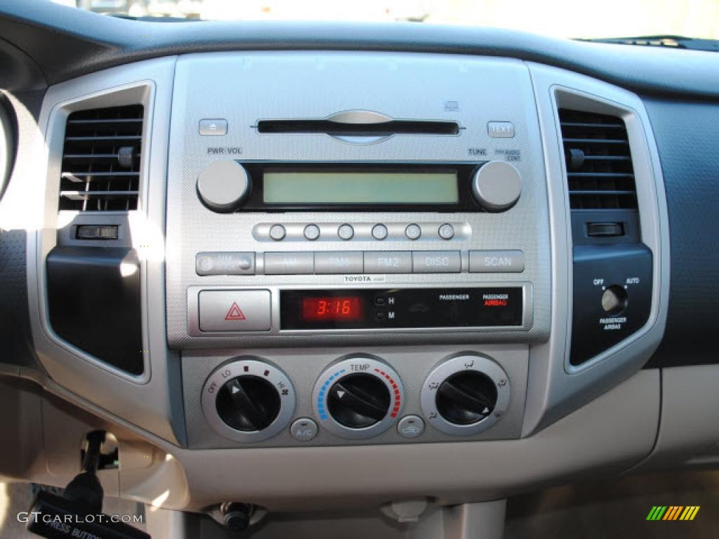 2008 Toyota Tacoma PreRunner Access Cab Controls Photo #41361999