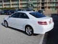 Super White - Camry SE Photo No. 3
