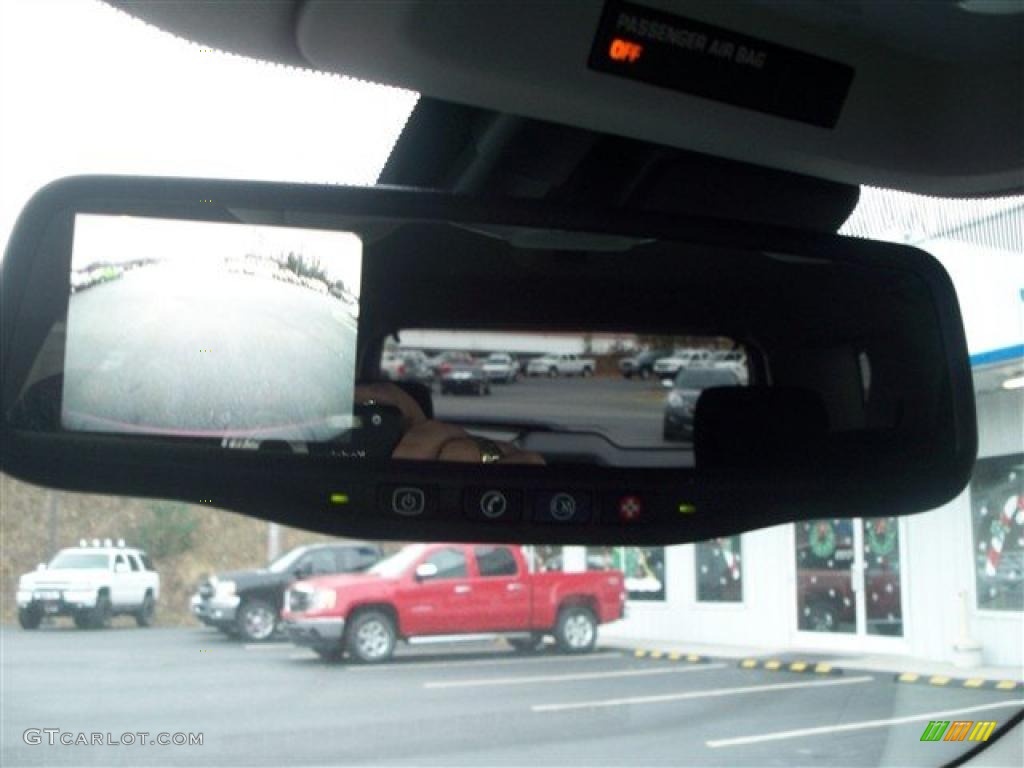 2011 Chevrolet Equinox LT Navigation Photos